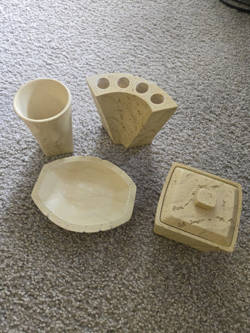 Croscill Bathroom Set